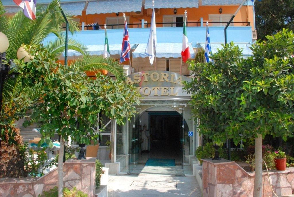 Astoria Hotel Khartáta Exterior foto